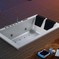 沃尔特卫浴教你如何选浴缸